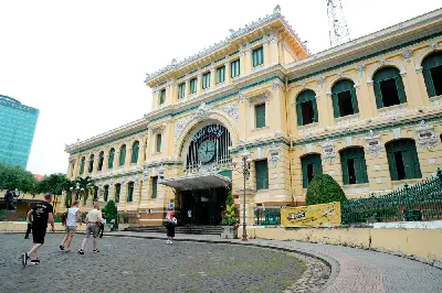 Tour tham quan hầm Củ Chi và Thành phố Hồ Chí Minh (ảnh 3)