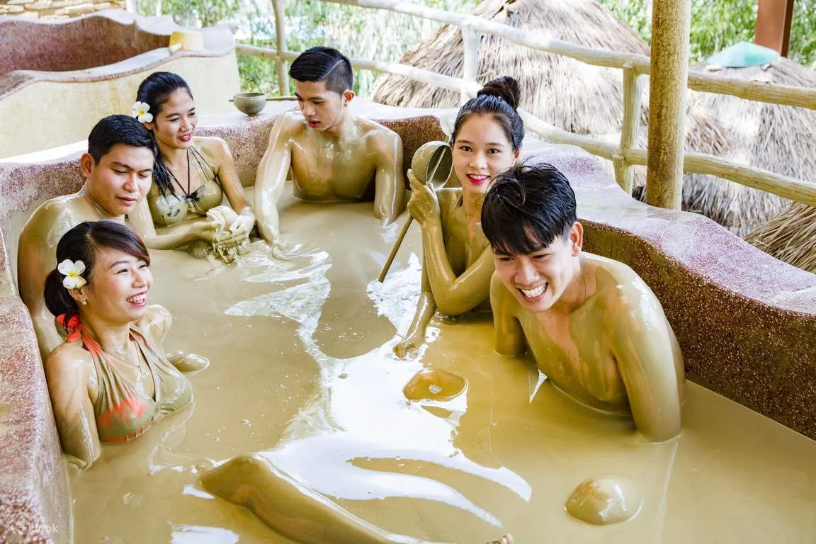 Tour thưởng ngoạn tắm bùn Hòn Tằm Nha Trang — Nha Trang