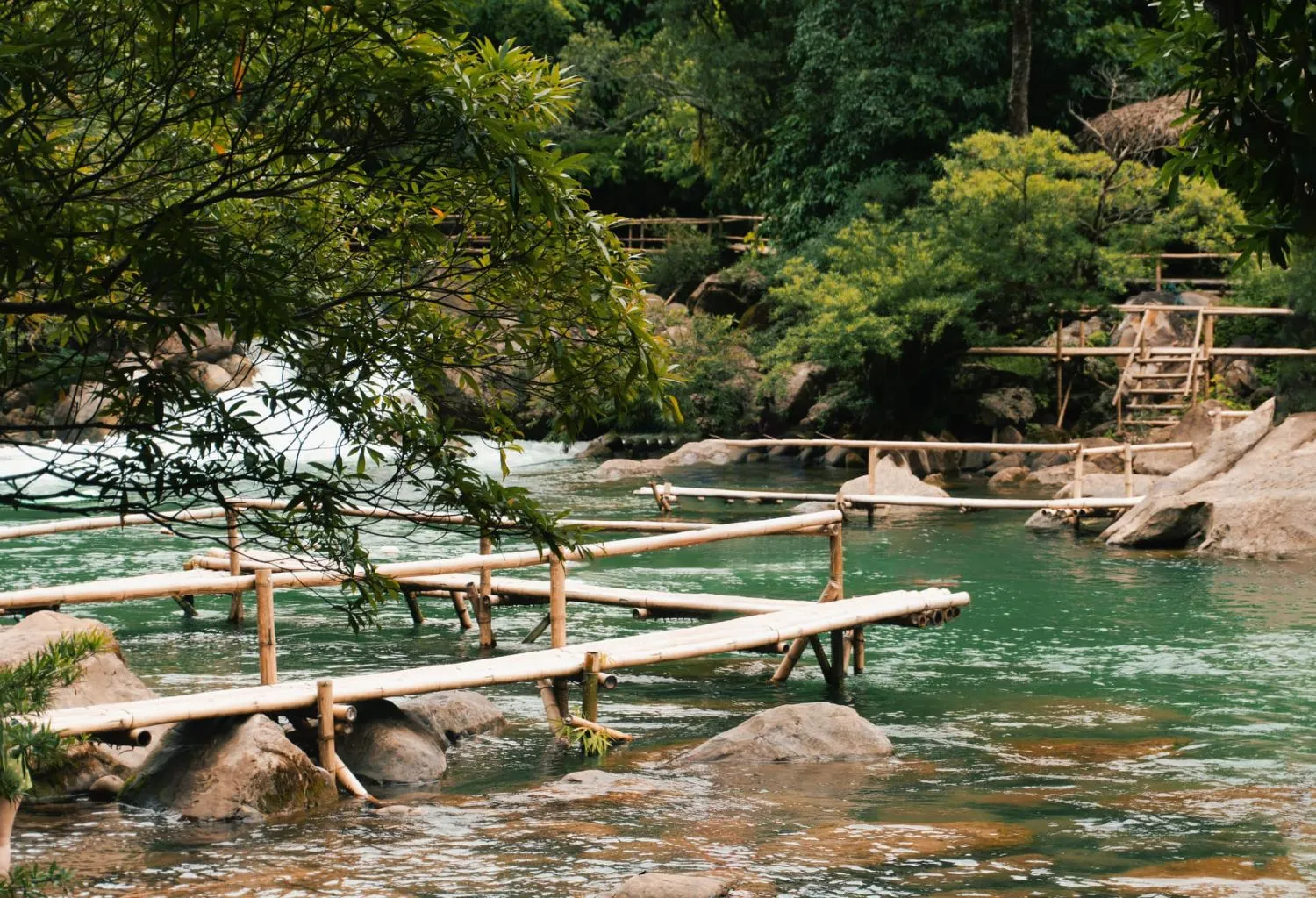 KHÁM PHÁ ĐỘNG PHONG NHA - SUỐI NƯỚC MOỌC TRONG NGÀY — Quảng Bình