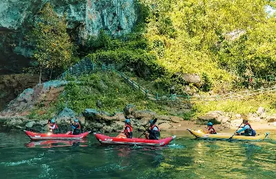 ĐẠP XE KHÁM PHÁ ĐỘNG PHONG NHA - SÔNG CHÀY HANG (ảnh 4)