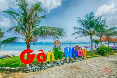 TOUR GÀNH NHẢY KHÁM PHÁ VẺ ĐẸP VỊNH NINH VÂN (ảnh 2)