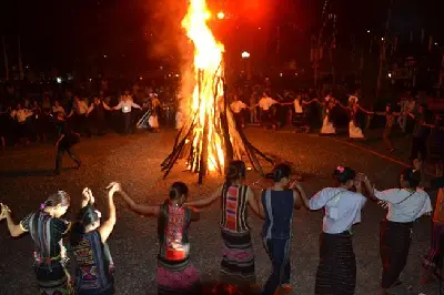 TOUR ĐÀ LẠT GIAO LƯU VĂN HÓA CỒNG CHIÊNG (ảnh 2)