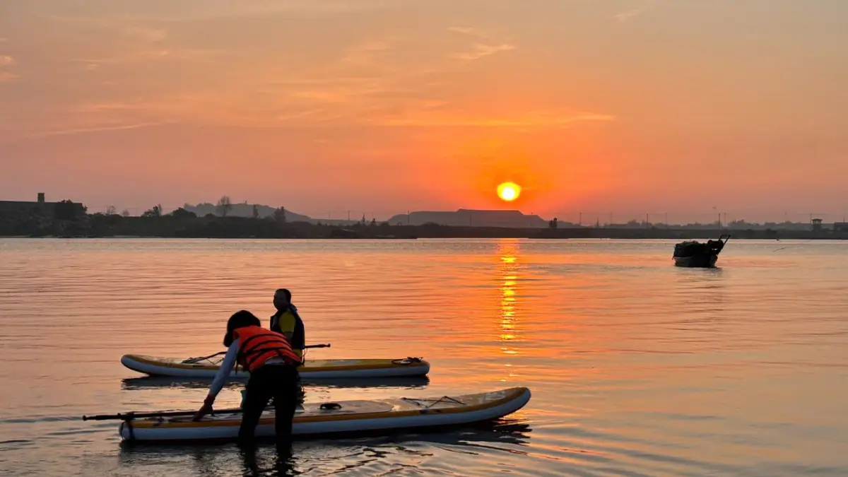 Tour Chèo SUP Sông Cái Nha Trang ngắm hoàng hôn — Nha Trang — Khánh Hòa, Việt Nam