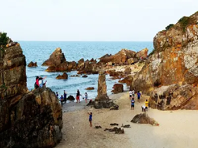 TOUR ĐỘNG PHONG NHA – VŨNG CHÙA – ĐẢO YẾN – HOÀNH SƠN QUAN – BIỂN ĐÁ NHẢY (ảnh 5)