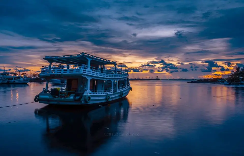 TOUR CÂU MỰC ĐÊM PHÚ QUỐC: NGẮM HOÀNG HÔN & THƯỞNG THỨC HẢI SẢN — Phú Quốc
