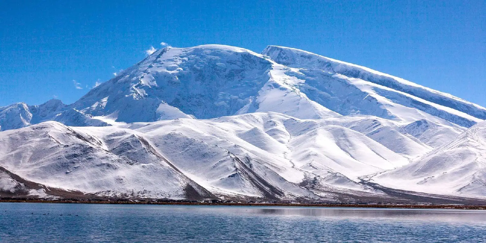 Tour Urumqi – Kanas – Hemu – Yining 8 ngày 7 đêm — Trung Quốc