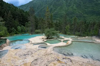Tour Trùng Khánh - Thành Đô - Cửu Trại Câu - Hoàng Long 7 ngày 6 đêm
