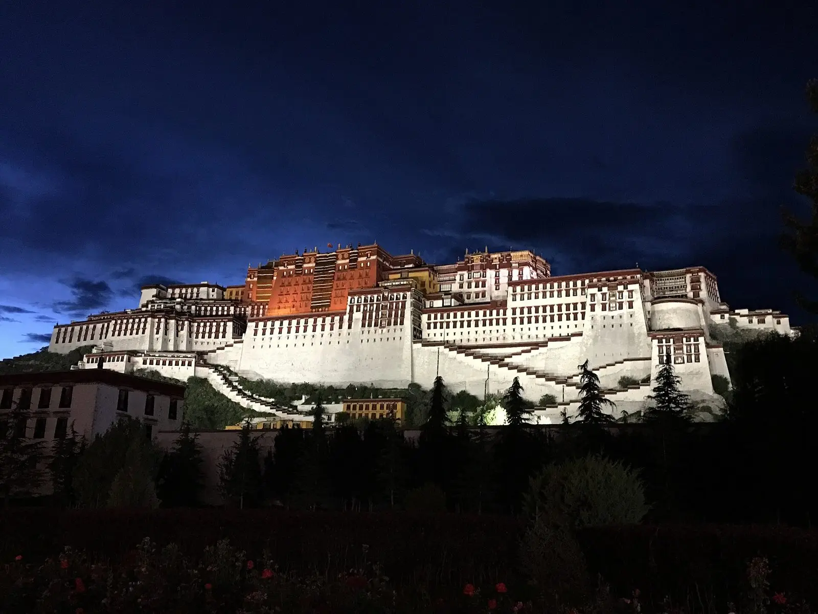 Tour Khám Phá Tây Tạng: Lhasa - Shigatse - Hồ Namtso 8 ngày 7 đêm