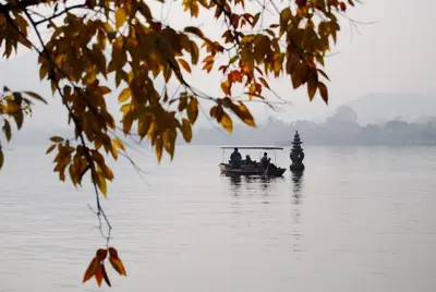 Tour Thượng Hải - Ô Trấn - Hàng Châu - Tô Châu 5 ngày 5 đêm (ảnh 3)