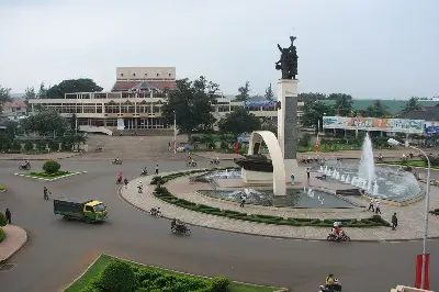 Tour Việt Nam – Campuchia 10 ngày: TP.HCM – Đà Nẵng – Hội An (ảnh 2)