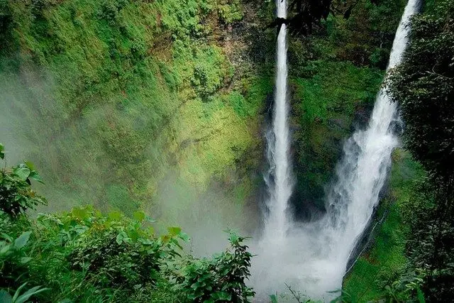 Tour trekking Lào 4 ngày: Pakse – đảo Khong