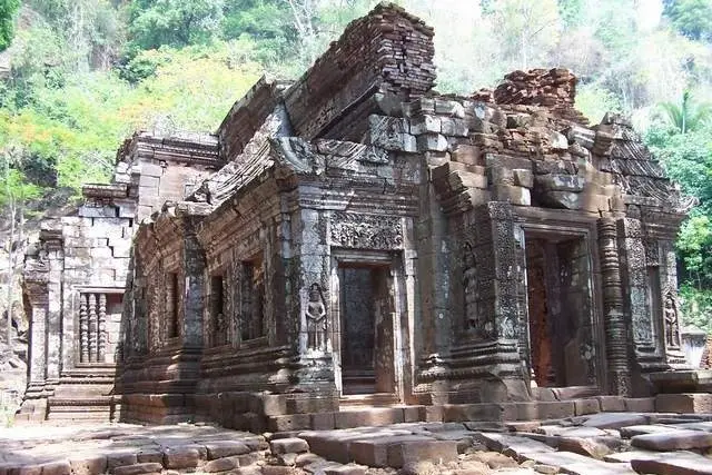 Du thuyền Lào 3 ngày: Pakse – Champasak – đảo Khong (tàu Vat Phou, xuôi dòng)