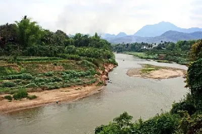 Tour trekking Lào 3 ngày: Luang Prabang (ảnh 3)