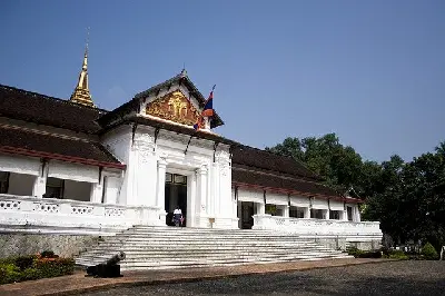 Tour trekking Lào 3 ngày: Luang Prabang (ảnh 4)