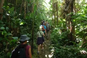 Tour trekking Lào 3 ngày: Vang Vieng – Viêng Chăn (ảnh 2)