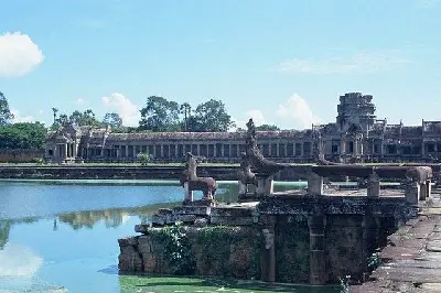 Tour Việt Nam – Campuchia – Lào 21 ngày: TP.HCM – Cần Thơ – Cái Bè – Vĩnh Long (ảnh 2)
