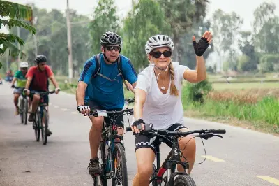 Tour trekking Việt Nam 2 ngày: TP.HCM – Vĩnh Long – Cái Bè – Bến Tre (xe đạp) (ảnh 4)