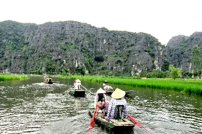 Tour chùa Hương & Hà Nội trong ngày (ảnh 5)