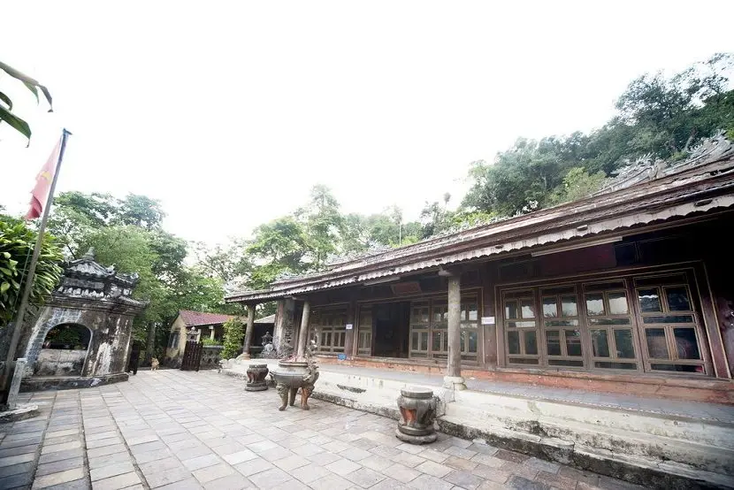 Tour Việt Nam nửa ngày: du thuyền sông Hương & ca Huế