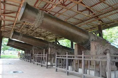 Tour sông Hương & Huế trong ngày (ảnh 4)