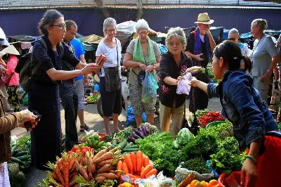 Кулинарный мастер-класс & Huế — тур на полдня (фото 3)
