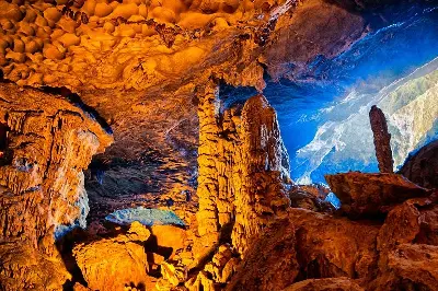 Tour Việt Nam 10 ngày: Hà Nội – vịnh Hạ Long – Huế – Đà Nẵng (ảnh 3)