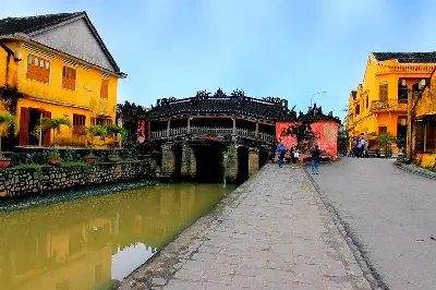 Tour Vietnam – Cambodia 15 days: Hà Nội – Ninh Bình – Hạ Long Bay – Huế (photo 3)
