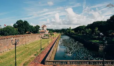 Tour Việt Nam 14 ngày: Hà Nội – vịnh Hạ Long – Sa Pa – Huế (ảnh 5)