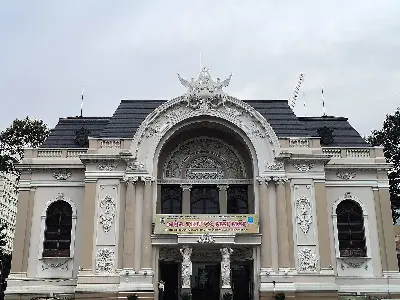 Tour TP.HCM trọn ngày (ảnh 3)