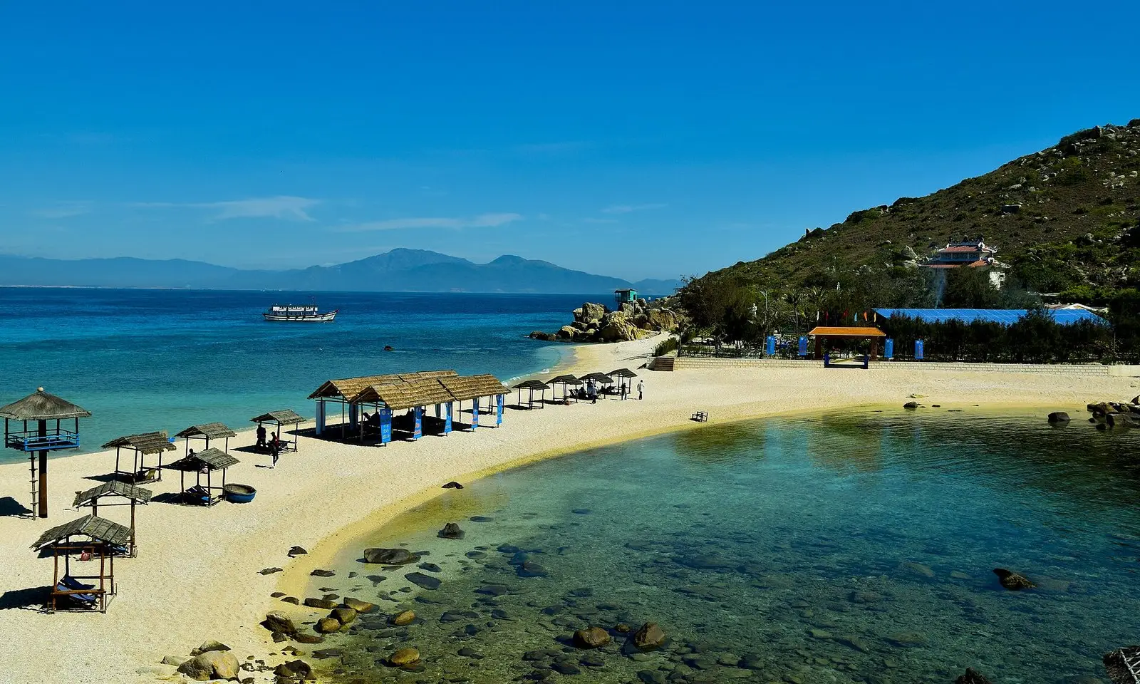 Landtour đoàn Nam Khánh Hòa – Nha Trang: Cung Đường Biển Đẹp Nhất Việt Nam 4 ngày 3 đêm — Nam Khánh Hòa — Nha Trang, Việt Nam