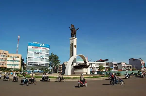 Quảng trường trung tâm thành phố Buôn Ma Thuột, tỉnh Đắk Lắk