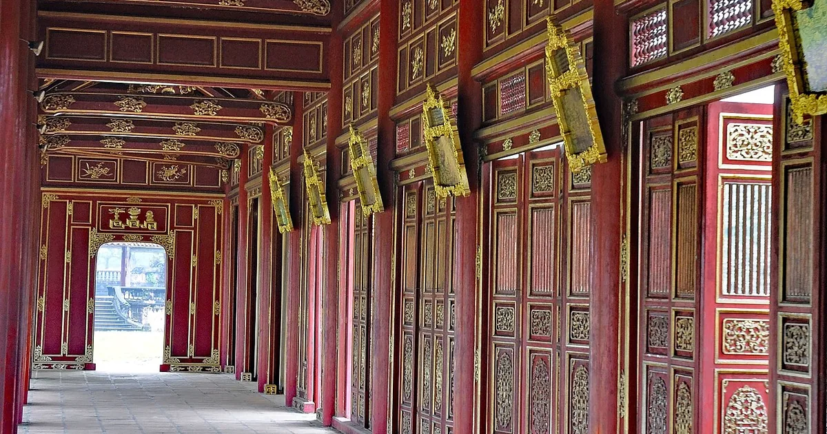 Kinh thành Huế nhìn từ trên cao
