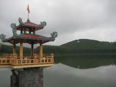 Vé Đồi thông hồ Đồng Chương (ảnh 4)