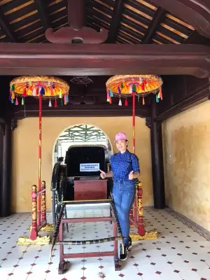 Tour Huế 1 Ngày Từ Đà Nẵng – Lăng Khải Định, Chùa Thiên Mụ & Đại Nội (ảnh 2)