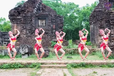 Tour Xe Jeep Thánh Địa Mỹ Sơn & Phố Cổ Hội An – Đón Tại Đà Nẵng Hoặc Hội An (ảnh 3)